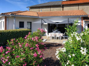 Maison moderne près plage Aiguillon - 2 chambres, terrasse, jardin, parking - Calme et confort - FR-1-420-63